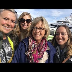 Meet your Posher, Connie